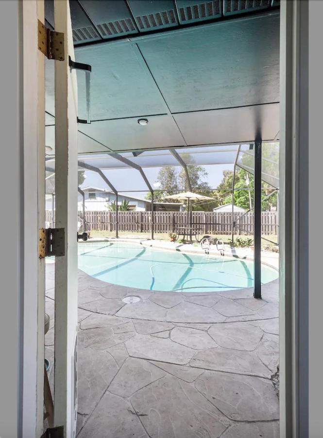 Serenity Studio Hotel Fort Pierce Exterior foto