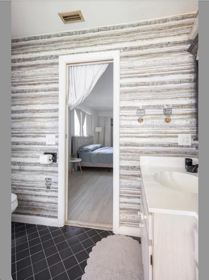 Serenity Studio Hotel Fort Pierce Exterior foto